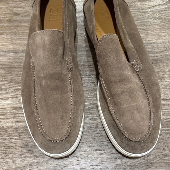 Zara Men's Taupe Slip-On Loafers - Picture 2 of 15